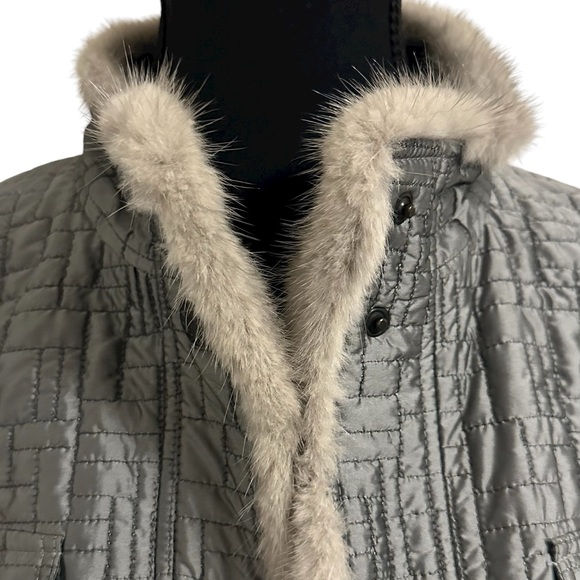 BASLER Germany size 6 metallic silver colour - Picture 6 of 16